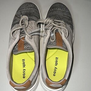 EASY SPIRIT NEW, size 12, very comfy, last one!